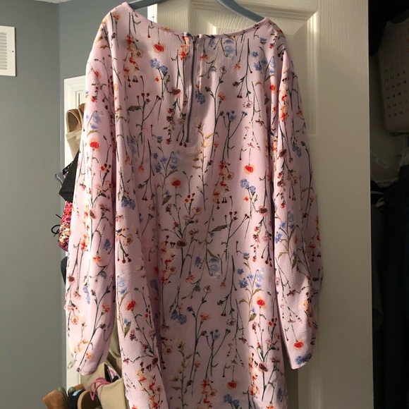 SOLD lilac dress shirt - Picture 2 of 3